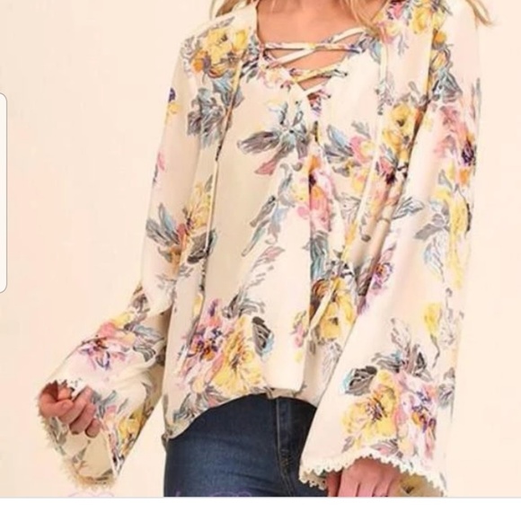 Umgee Tops - Umgee XL floral lace up tie blouse Umgee Tops - Umgee XL floral lace up tie blouse